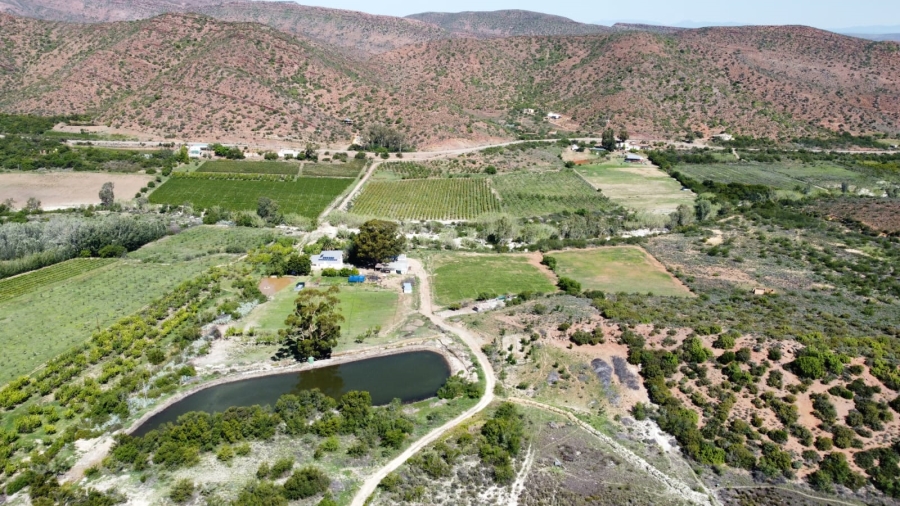 5 Bedroom Property for Sale in Ladismith Rural Western Cape